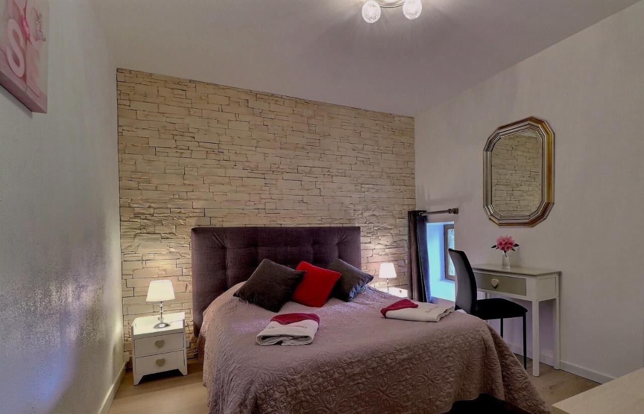 Chambres d'Hôtes Les Fleurettes en Baie Du Mont Saint Michel Extérieur photo