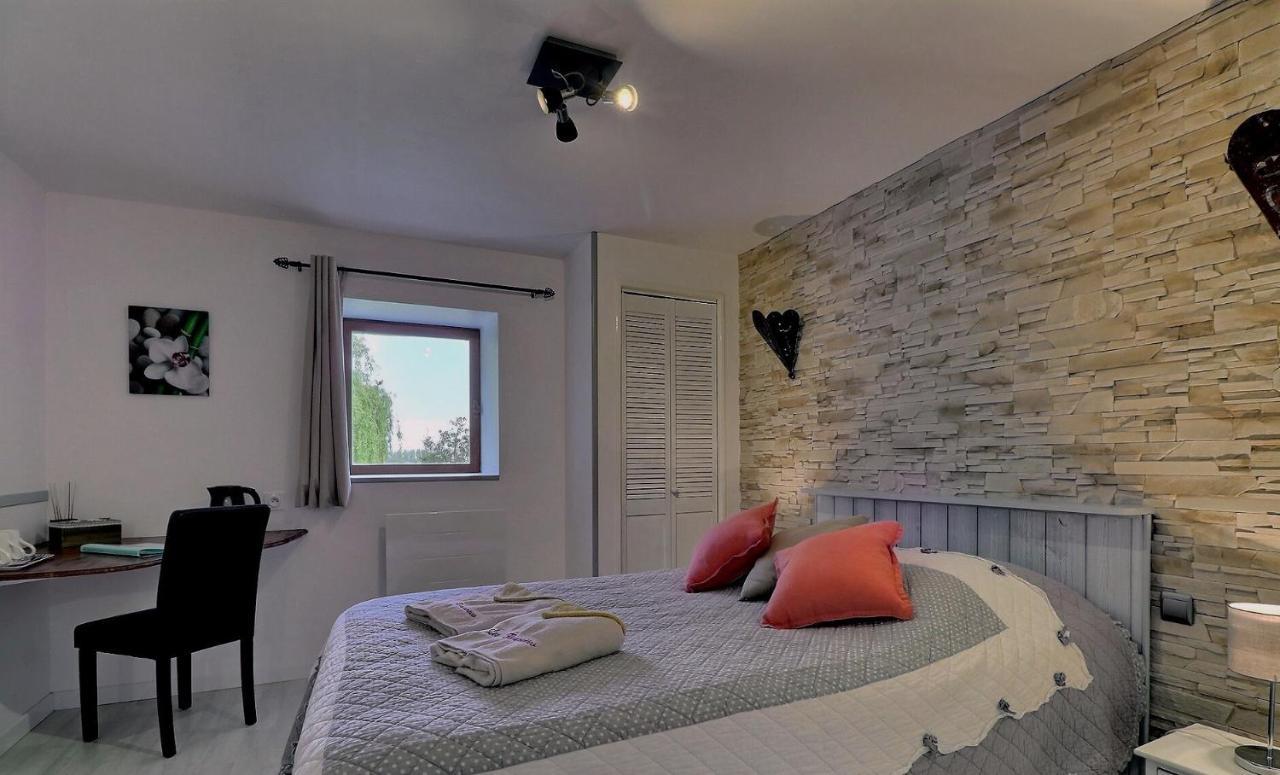 Chambres d'Hôtes Les Fleurettes en Baie Du Mont Saint Michel Extérieur photo